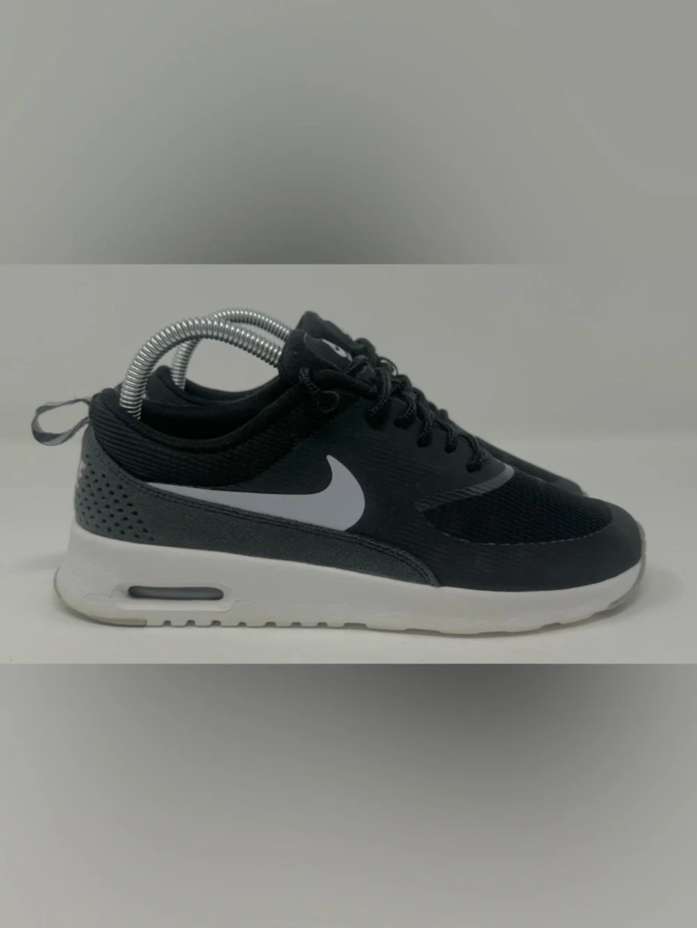 Nike Women’s Black & White Air Max Thea Grey Anthracite Lightweight Sneakers
